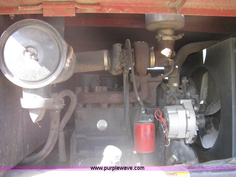 image for item A6383 1994 Mac Don Turbo 9000 self propelled swather