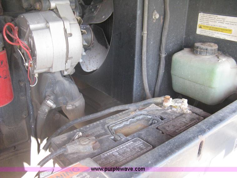 image for item A6383 1994 Mac Don Turbo 9000 self propelled swather