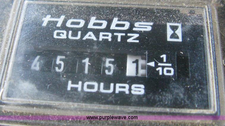 image for item A6383 1994 Mac Don Turbo 9000 self propelled swather