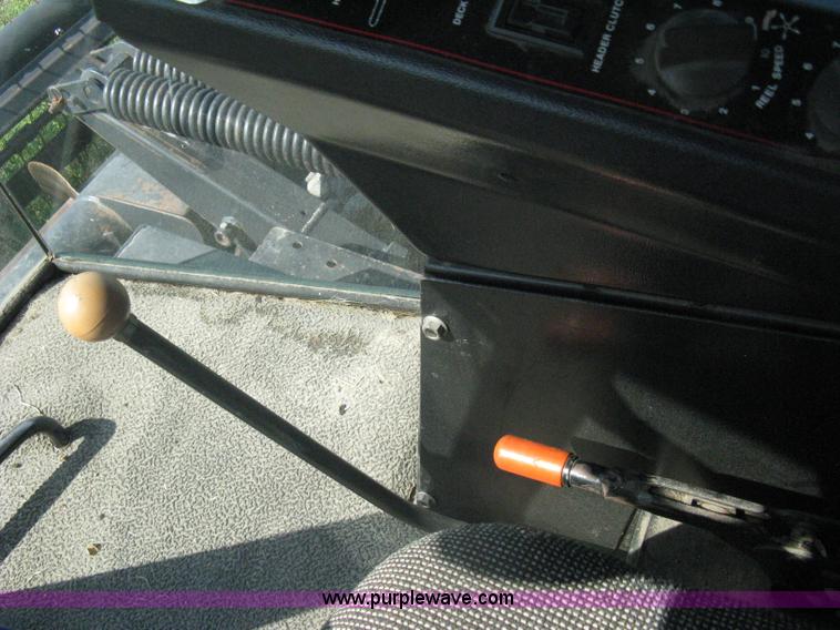 image for item A6383 1994 Mac Don Turbo 9000 self propelled swather