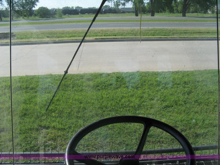 image for item A6383 1994 Mac Don Turbo 9000 self propelled swather