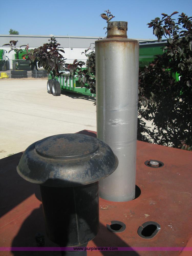 image for item A6383 1994 Mac Don Turbo 9000 self propelled swather