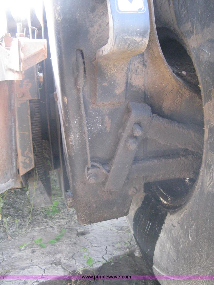 image for item A6383 1994 Mac Don Turbo 9000 self propelled swather