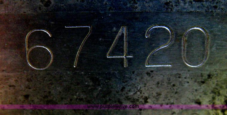 image for item A6384 KMC 4930 round bale accumulator