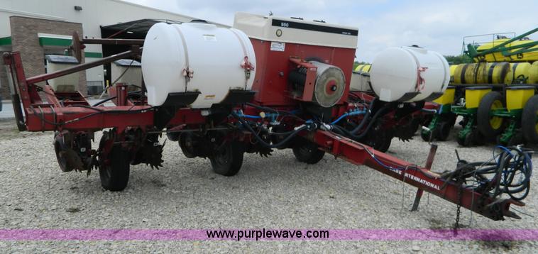image for item B3664 Case IH 950 Cyclo planter