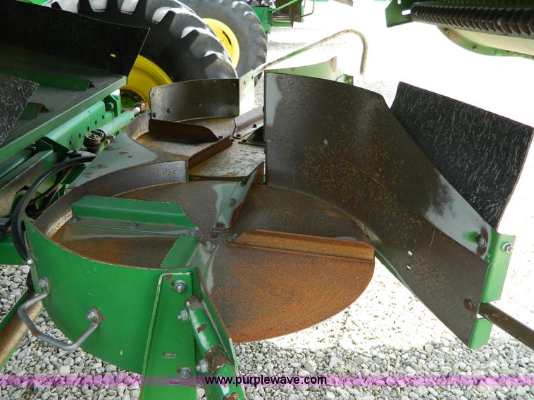 image for item B3665 2000 John Deere 9650 Walker combine