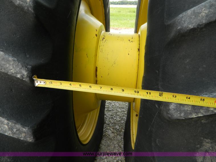 image for item B3665 2000 John Deere 9650 Walker combine