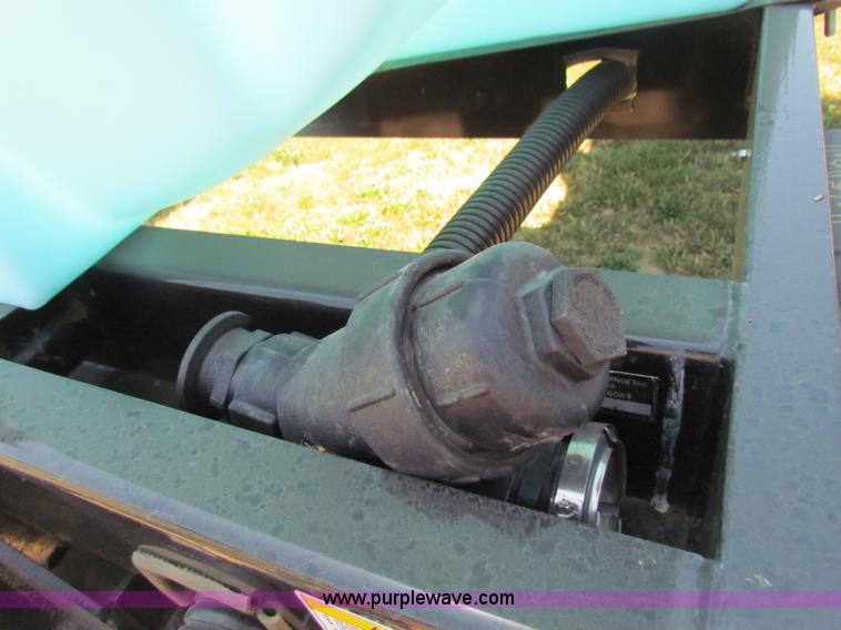 image for item B7261 2010 Schaben 1010 Hi-rise nurse trailer