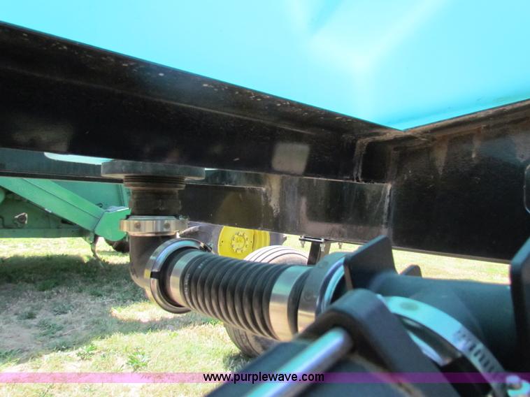 image for item B7261 2010 Schaben 1010 Hi-rise nurse trailer