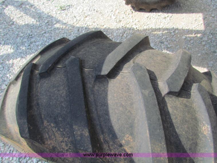 image for item B7264 2008 John Deere 1890 drill with 2008 John Deere 1910 Air Cart