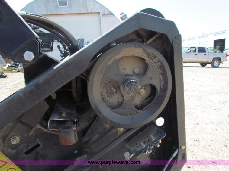 image for item B7270 2009 Mac Don FD70 FlexDraper 30' header