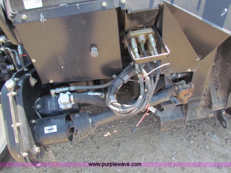 image for item B7270 2009 Mac Don FD70 FlexDraper 30' header