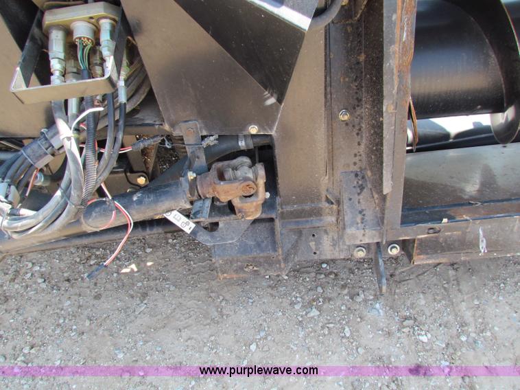 image for item B7270 2009 Mac Don FD70 FlexDraper 30' header