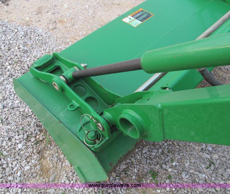 image for item D3219 2007 John Deere 2520 MFWD tractor