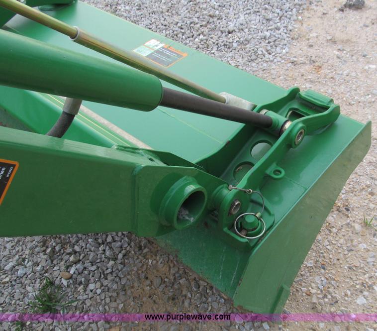 image for item D3219 2007 John Deere 2520 MFWD tractor