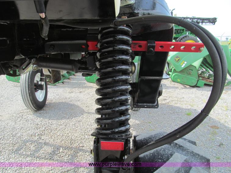 image for item D3223 2007 AGCO SpraCoupe 4655 sprayer