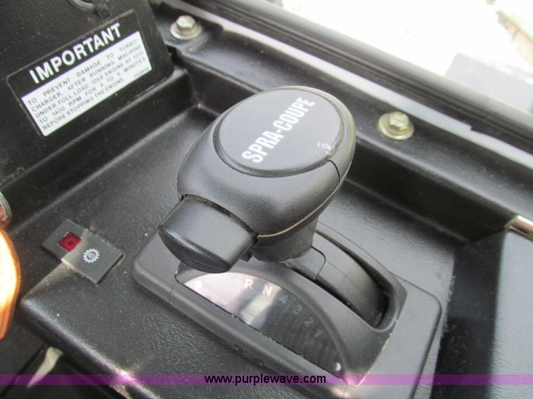 image for item D3223 2007 AGCO SpraCoupe 4655 sprayer