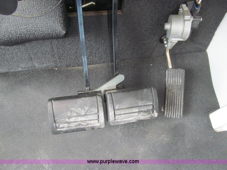 image for item D3223 2007 AGCO SpraCoupe 4655 sprayer