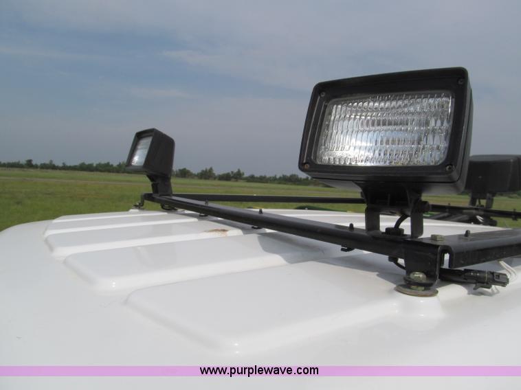 image for item D3223 2007 AGCO SpraCoupe 4655 sprayer