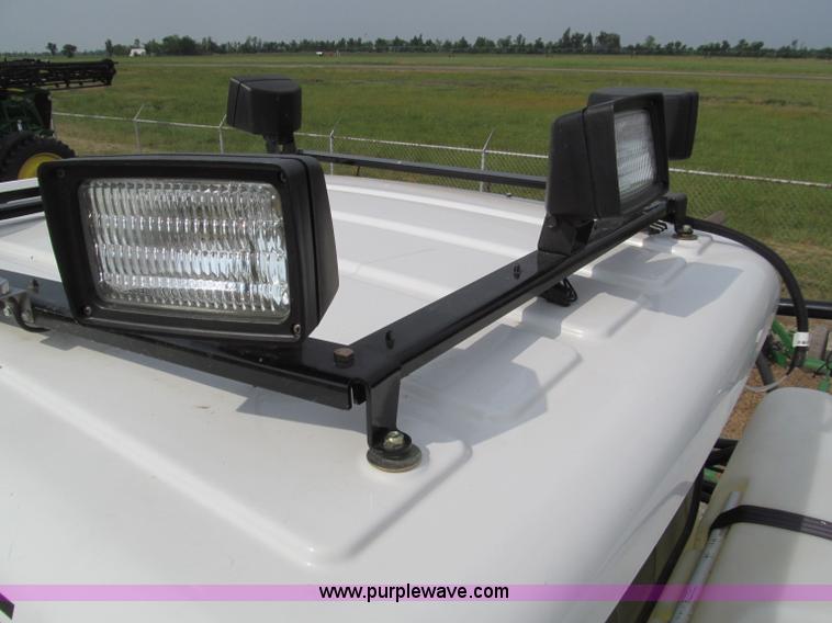 image for item D3223 2007 AGCO SpraCoupe 4655 sprayer