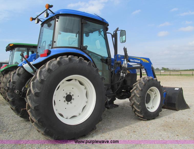 image for item D3230 2008 New Holland TD5050 MFWD tractor