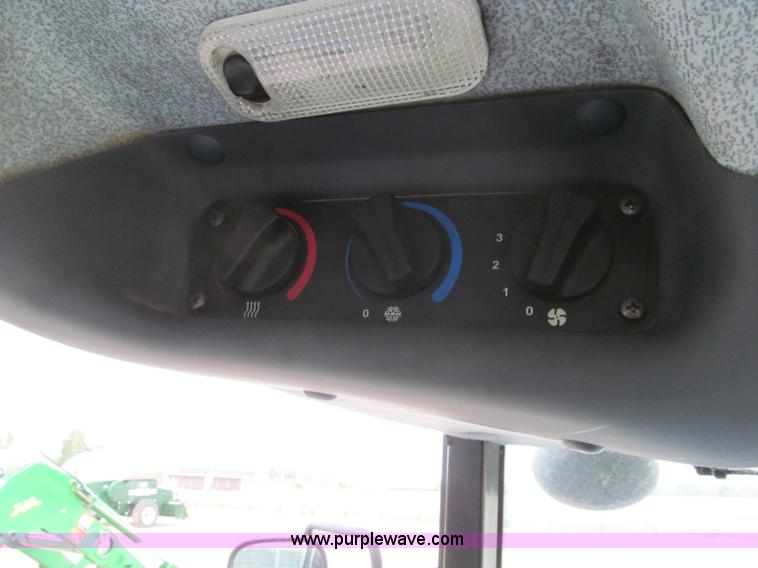 image for item D3230 2008 New Holland TD5050 MFWD tractor