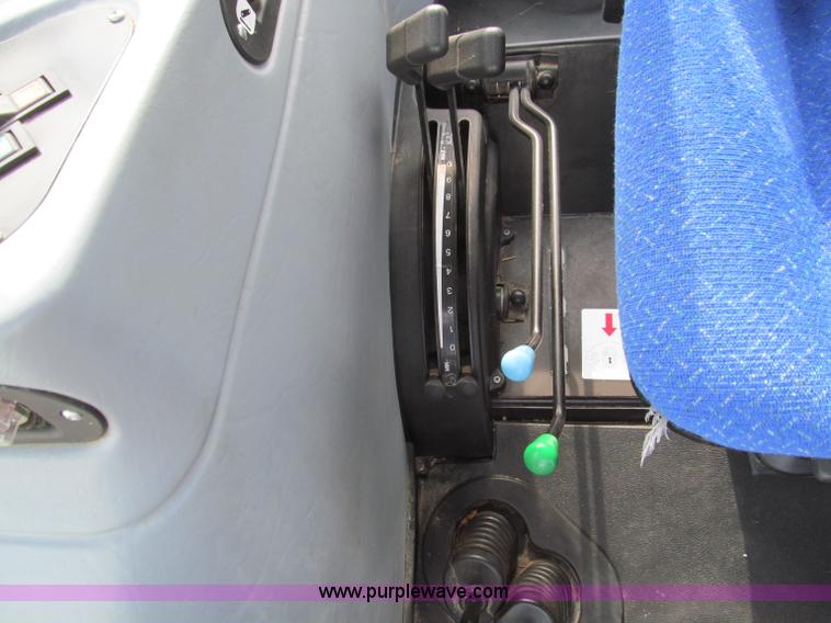 image for item D3230 2008 New Holland TD5050 MFWD tractor