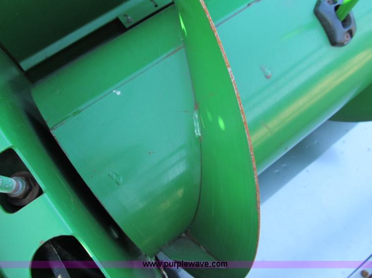 image for item D3232 2006 John Deere 635F HydraFlex header