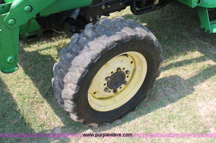 image for item D3238 2003 John Deere 4310 MFWD tractor