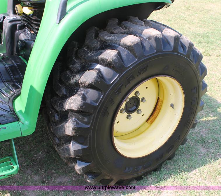 image for item D3238 2003 John Deere 4310 MFWD tractor