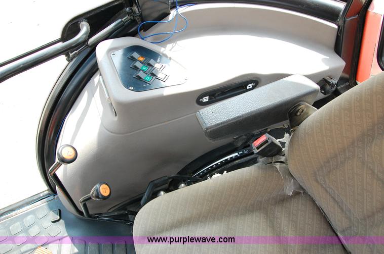 image for item D3239 2007 Case IH JX80 MFWD tractor