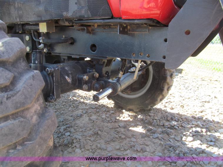 image for item D3240 2008 Massey-Ferguson 1533 MFWD tractor