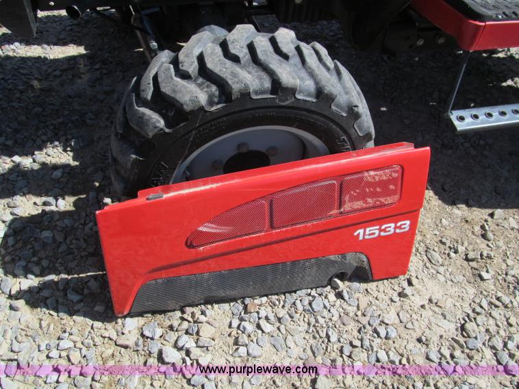 image for item D3240 2008 Massey-Ferguson 1533 MFWD tractor