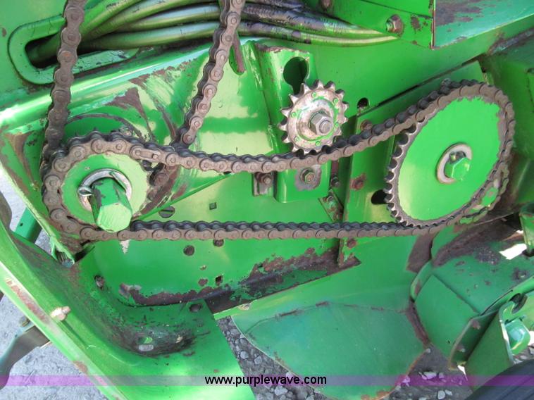 image for item D3242 1993 John Deere 535 round baler
