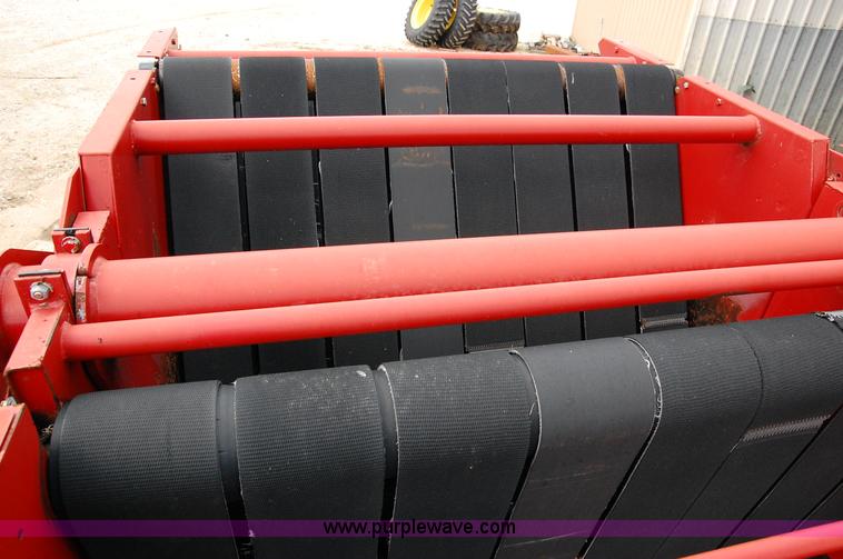 image for item D3244 2009 New Holland BR780 round baler