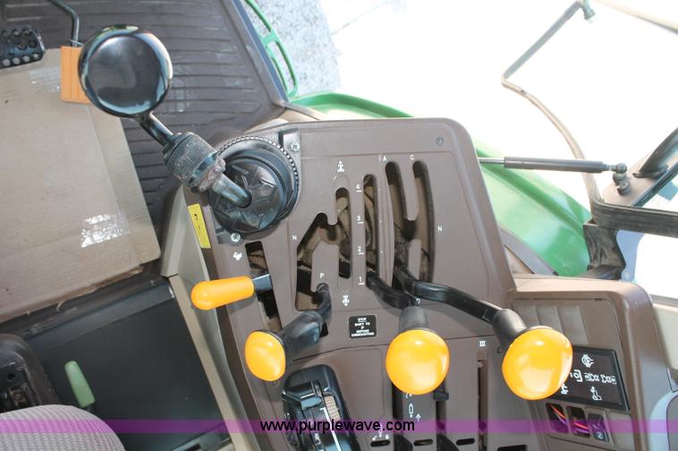 image for item D3246 2001 John Deere 6410 MFWD tractor