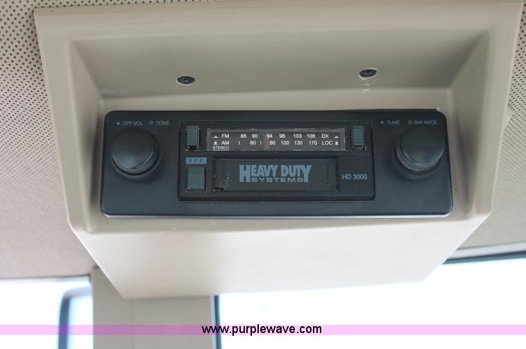 image for item D3246 2001 John Deere 6410 MFWD tractor