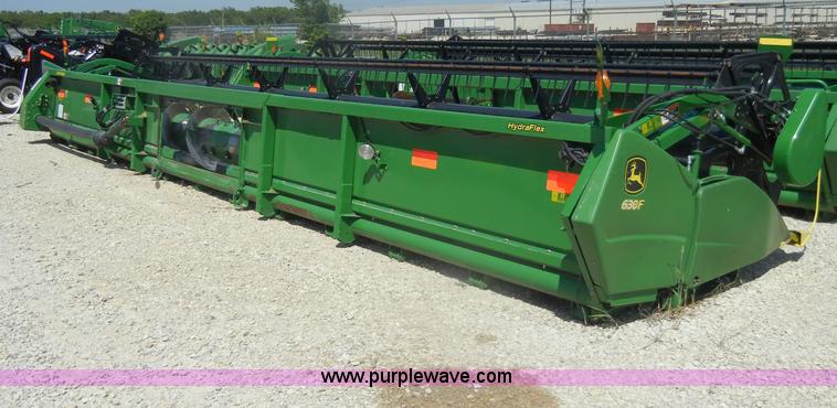 image for item D4075 2009 John Deere 630F HydraFlex platform header