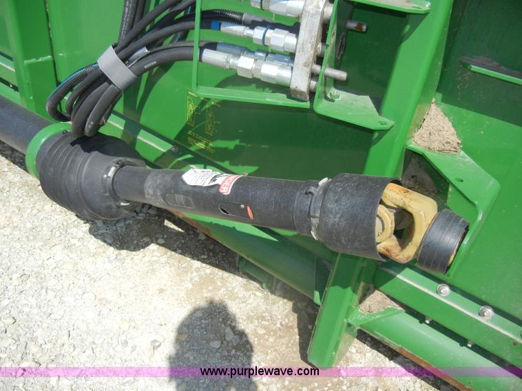 image for item D4075 2009 John Deere 630F HydraFlex platform header