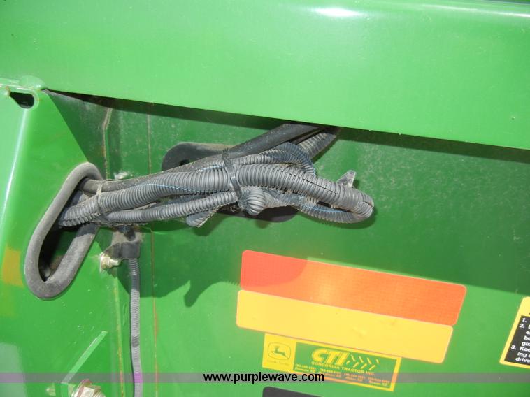 image for item D4075 2009 John Deere 630F HydraFlex platform header