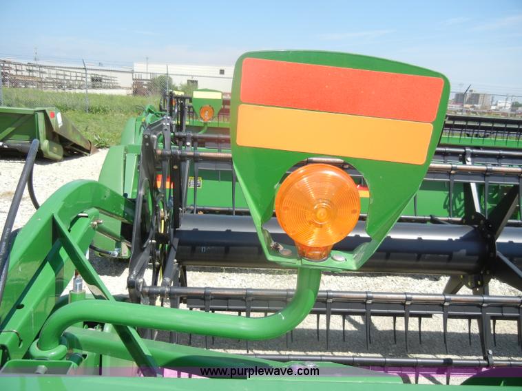 image for item D4075 2009 John Deere 630F HydraFlex platform header