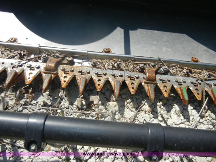 image for item D4075 2009 John Deere 630F HydraFlex platform header