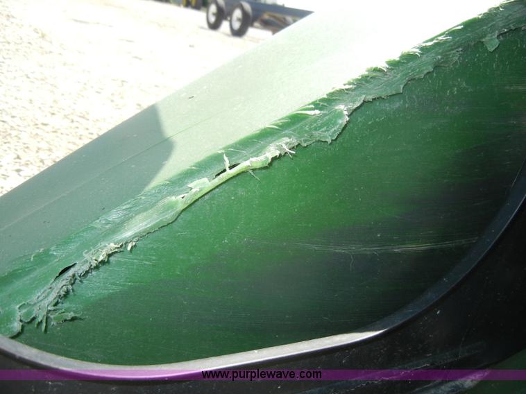 image for item D4075 2009 John Deere 630F HydraFlex platform header