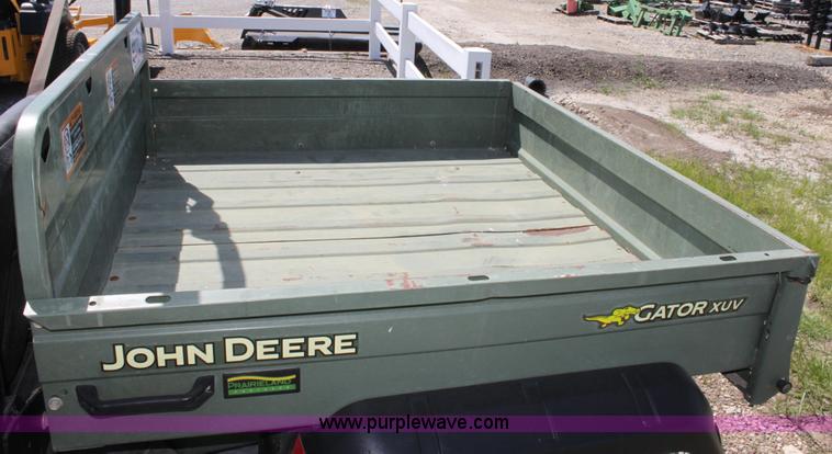 image for item D5019 2007 John Deere 620i Gator XUV utility vehicle