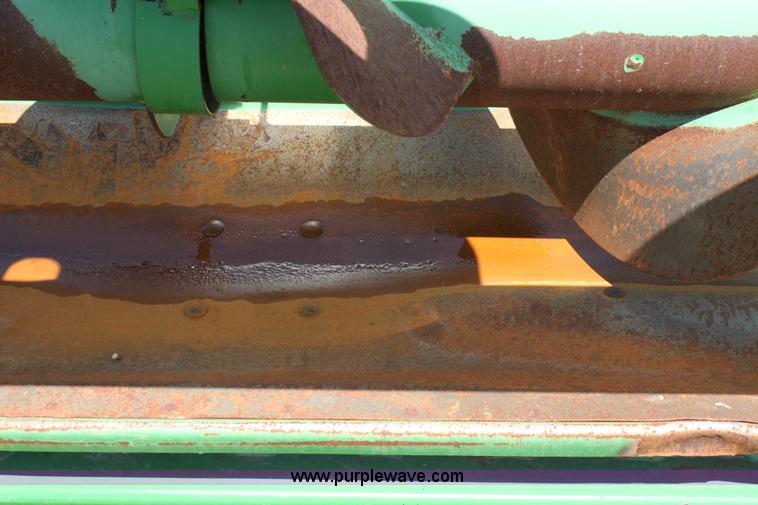 image for item D5031 2009 John Deere 612C 12 row corn header