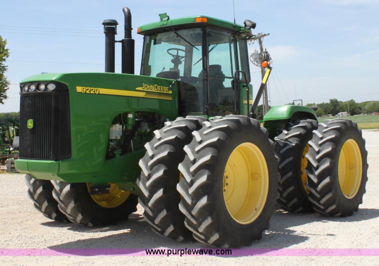 image for item D5032 2005 John Deere 9220 4WD tractor
