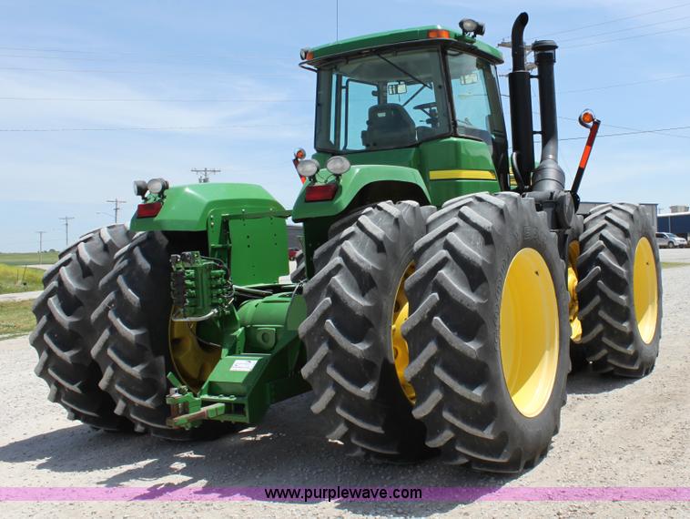 image for item D5032 2005 John Deere 9220 4WD tractor