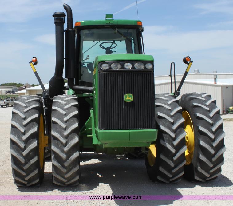 image for item D5032 2005 John Deere 9220 4WD tractor