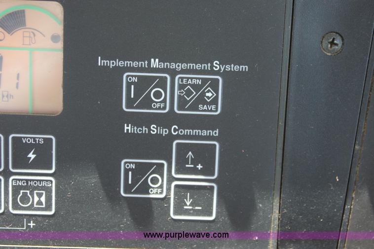 image for item D5032 2005 John Deere 9220 4WD tractor