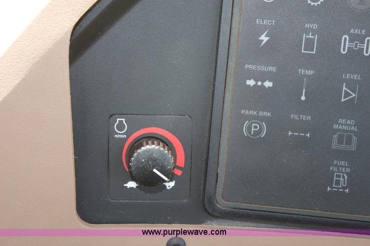 image for item D5032 2005 John Deere 9220 4WD tractor